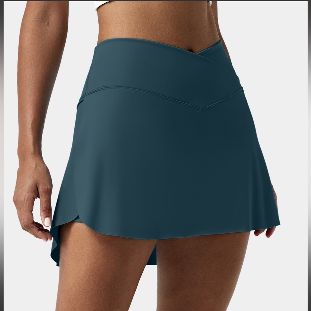 Green Halara Tennis Skirt NWT